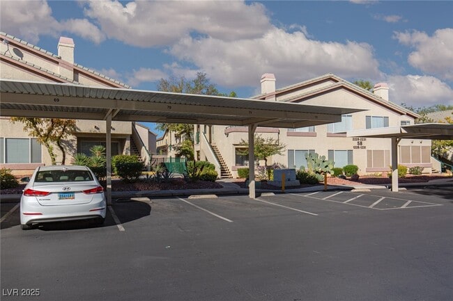 Building Photo - 5710 E Tropicana Ave