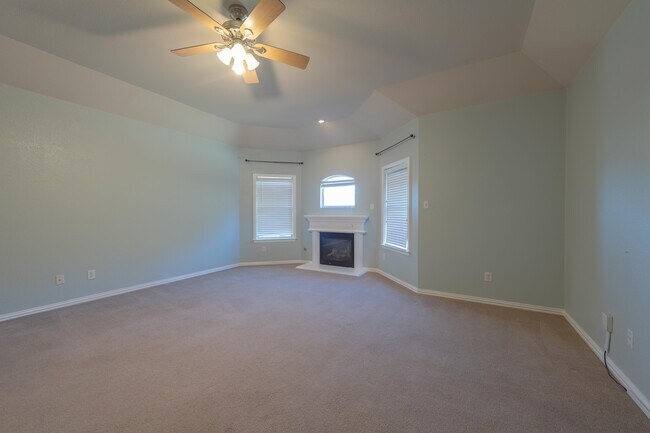 Building Photo - 2419 Elkhorn Ranch Rd