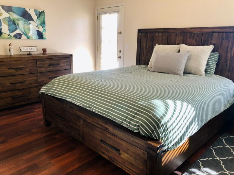 Building Photo - 18844 N 40th Pl