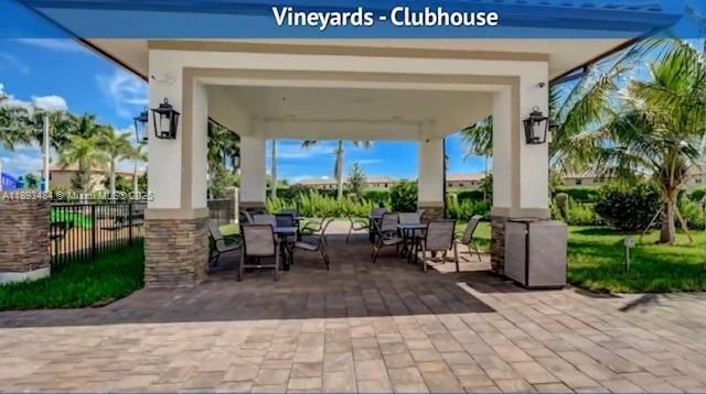 Building Photo - 158 SE 34th Terrace