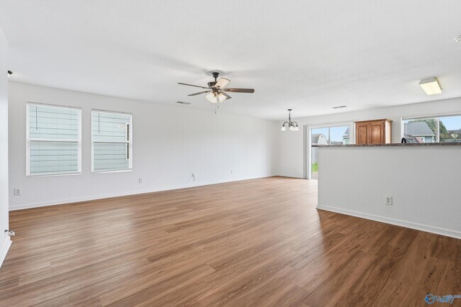 Building Photo - 15328 Mill Valley Dr