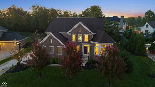 Building Photo - 10599 Geist View Dr