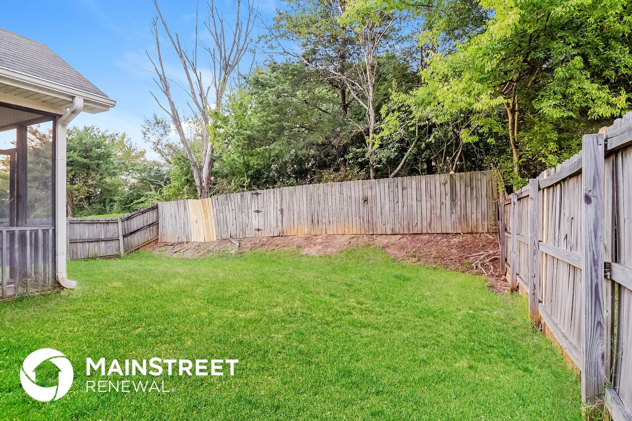 Building Photo - 4737 Longmeadow Dr