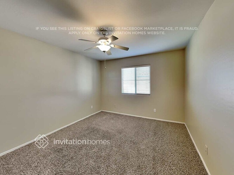 Building Photo - 7116 S 7th Ln