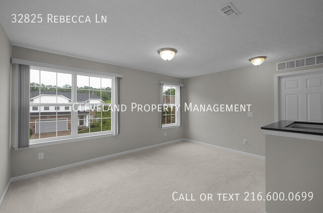 Building Photo - 32825 Rebecca Ln