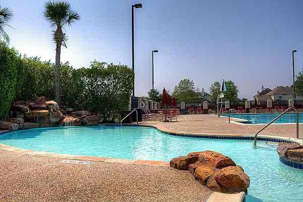 Building Photo - 16818 Mammoth Springs Dr