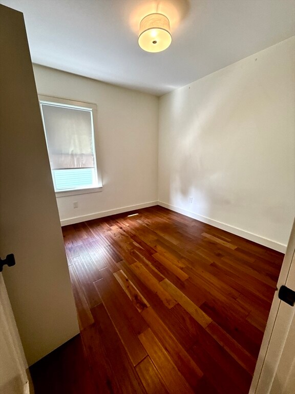 Building Photo - 35 Selden St