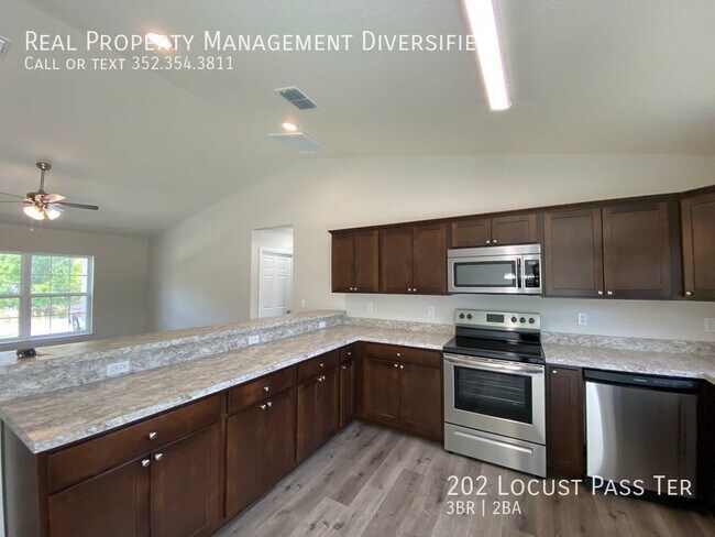 Building Photo - 202 Locust Pass Terrace