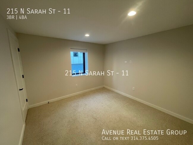 Building Photo - 215 N Sarah St