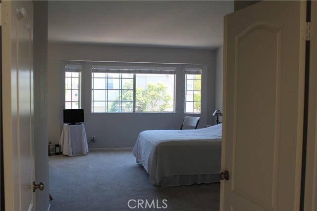 Building Photo - 2300 Maple Ave