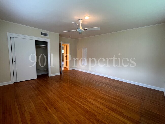 Building Photo - 4603 Park Ave