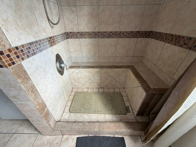 Building Photo - 830 Manchester Dr