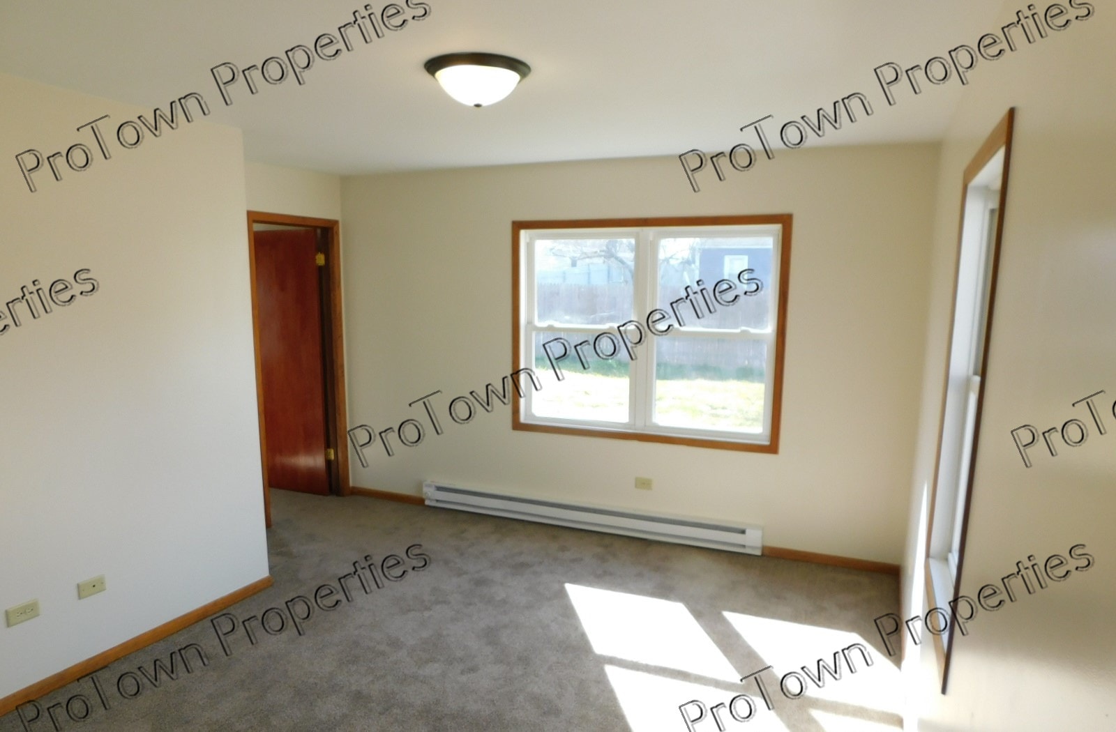 Building Photo - 208 Louis Rd