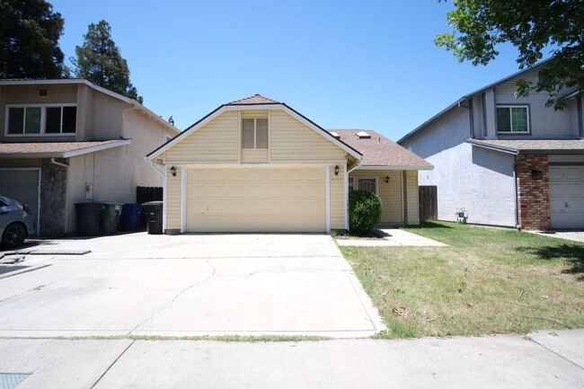 Building Photo - 3 Bedroom 3 bath home in Modesto