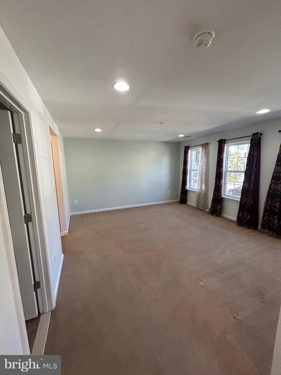 Building Photo - 2871 Burrows Ln
