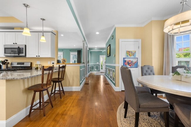 Building Photo - 12 Revere Pl
