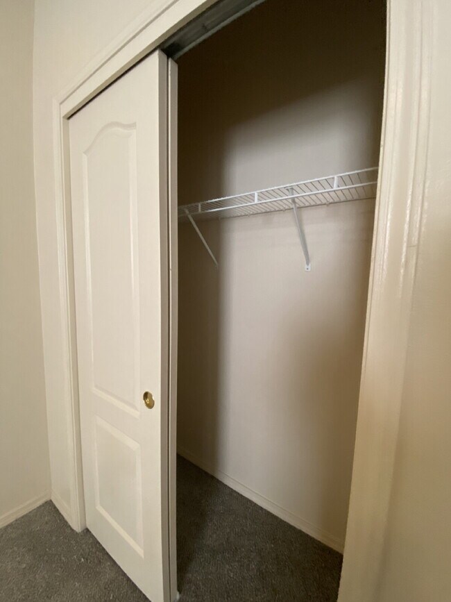 Building Photo - Spacious 3BR w/Office in the Cabezon Subdivion