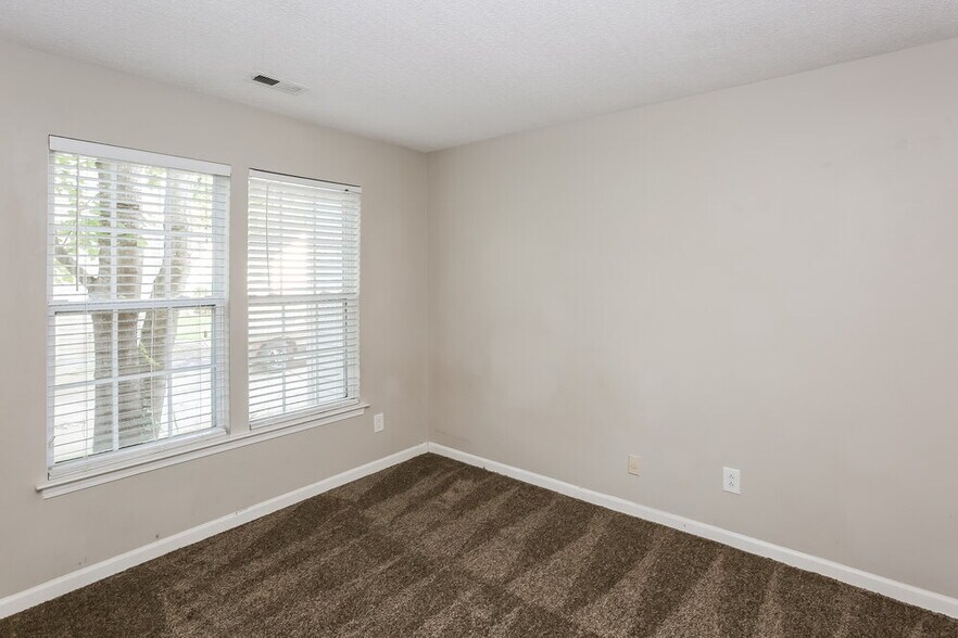 Building Photo - 8610 Treyburn Dr