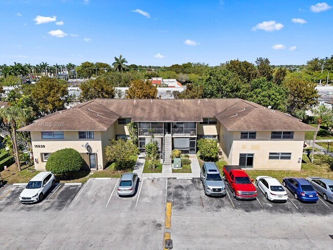 Building Photo - 15639 SW 73rd Cir Terrace