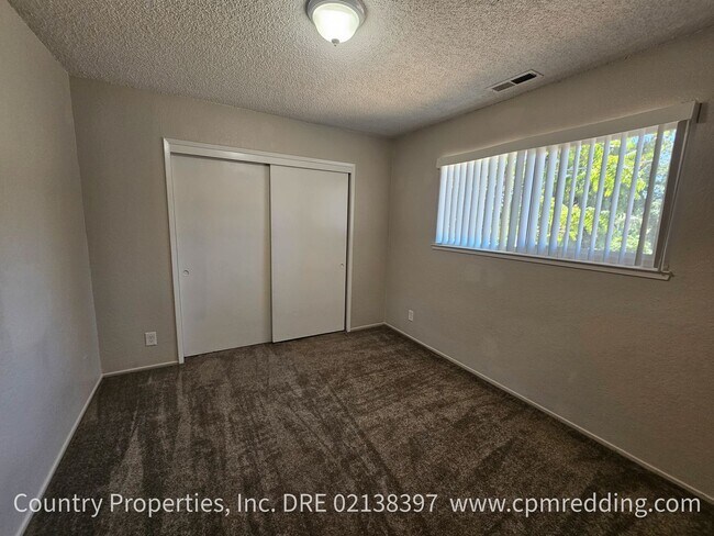 Building Photo - 2951 Robert Ct