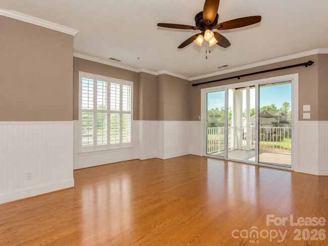 Building Photo - 18521 Harborside Dr