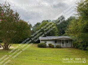 Building Photo - Charming Rural Retreat in Louisburg, NC