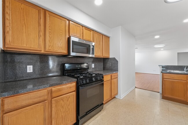 Building Photo - 20222 Ricewood Village Trail