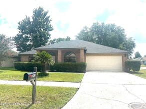 Building Photo - 345 Wildberry Ct