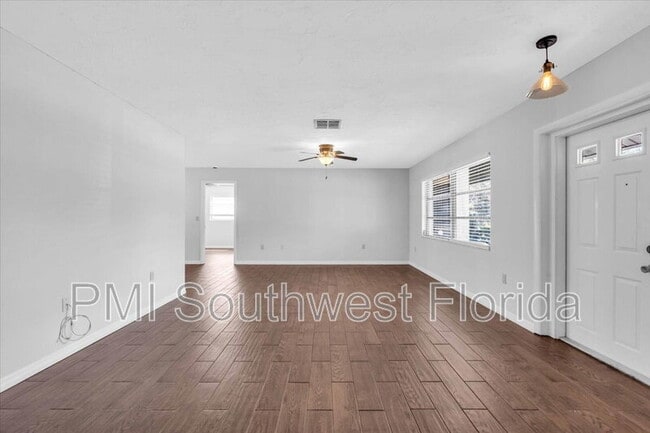 Building Photo - 7365 S Leewynn Dr