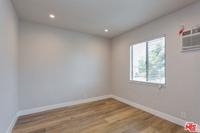 Building Photo - 2845 Redondo Blvd