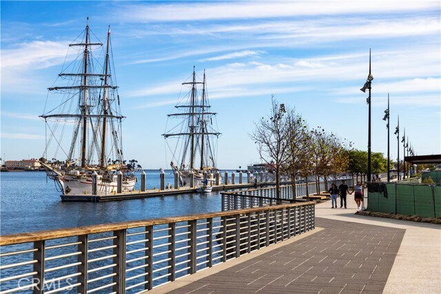 Building Photo - 511 S Harbor Blvd