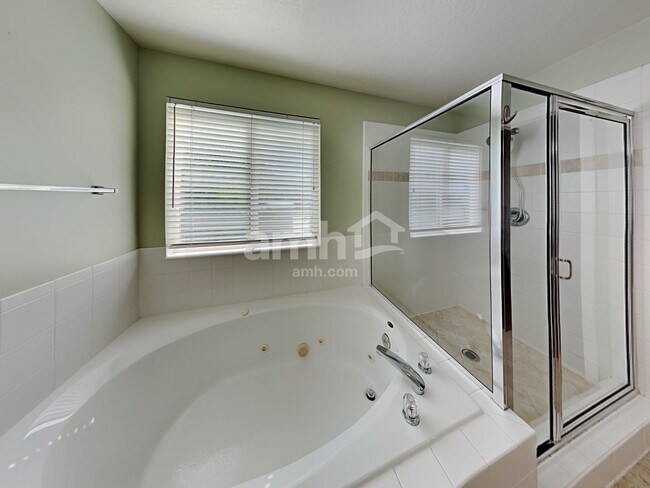 Building Photo - 3417 S Spruce View Ln