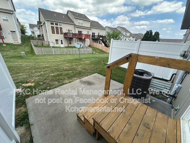 Building Photo - 12744 New Jersey Ct