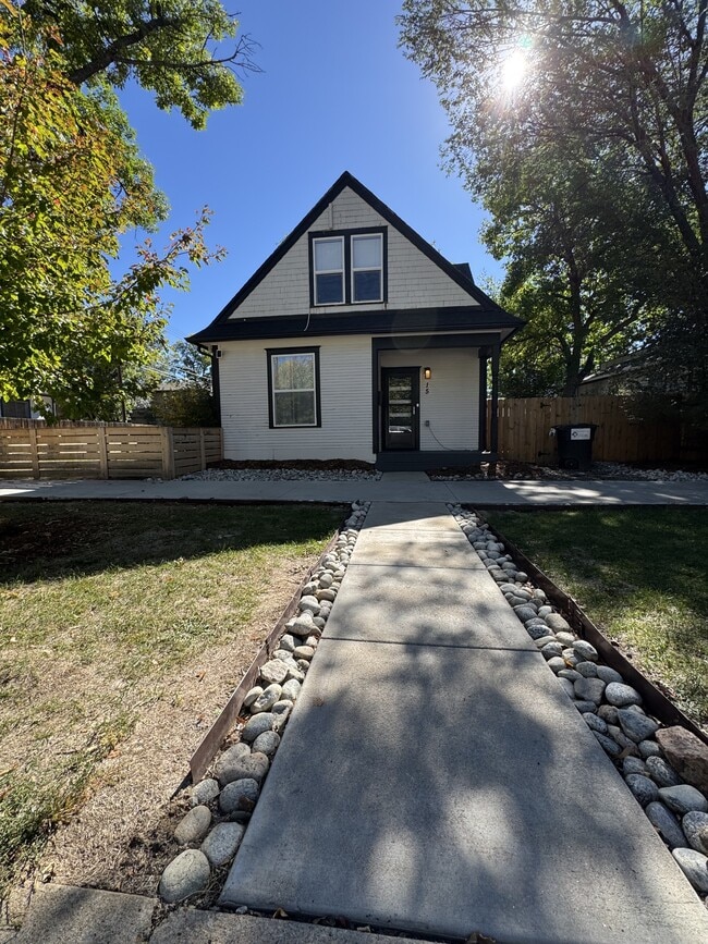 Primary Photo - 15 S 12th St