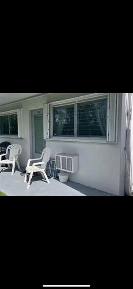 Back entrance - 1920 NE 51st Ct