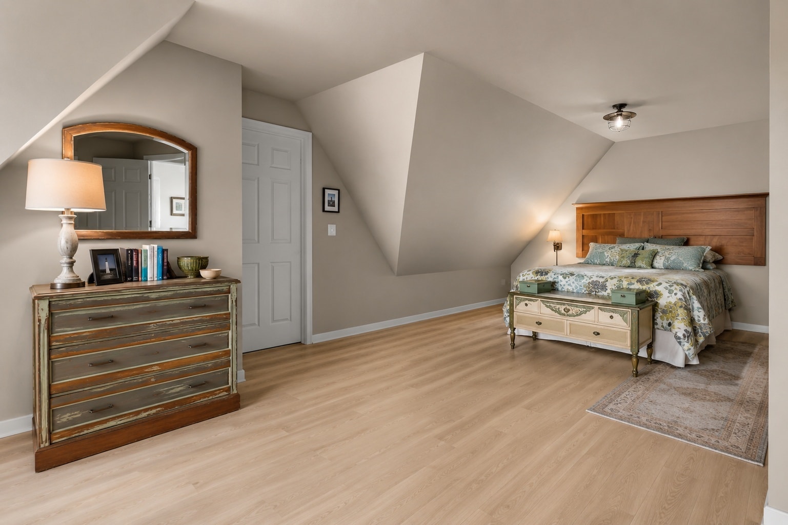 Building Photo - 1 LaVallette Rd