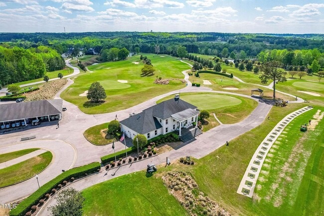 Building Photo - Sought After Riverwood Townhome!