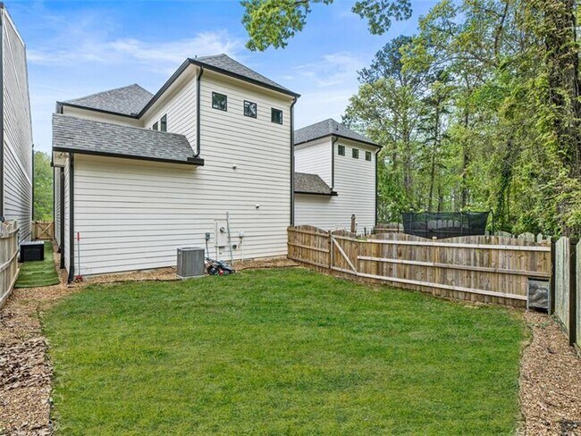 Building Photo - 775 Stickley Oak Way