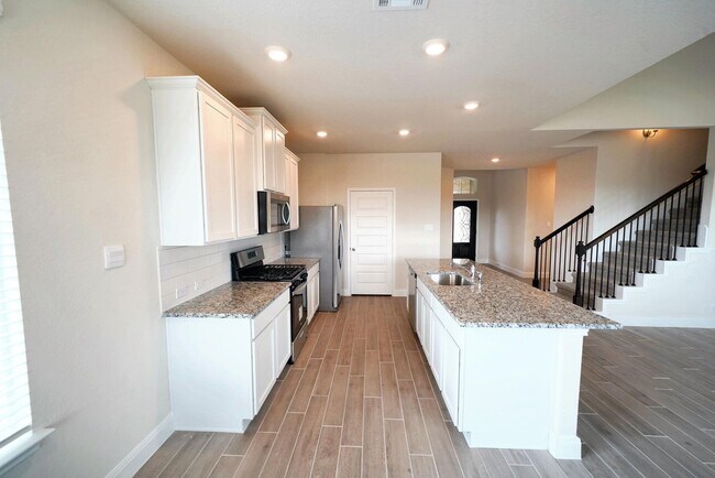 Building Photo - Stunning New Cibolo Home Now Available in Steel Creek - Realtor Commission: $500