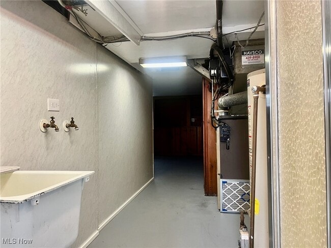 Building Photo - 20608 Harvard Ave