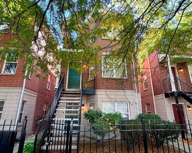Primary Photo - 649 W Elm St