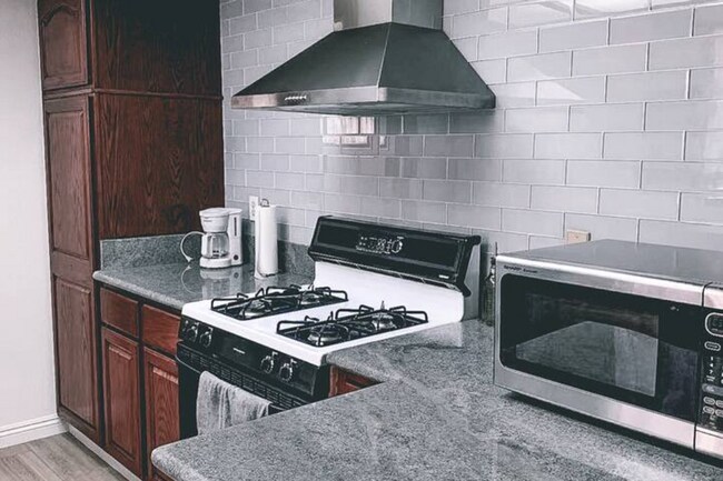 Building Photo - 3786 Longs Peak Ct