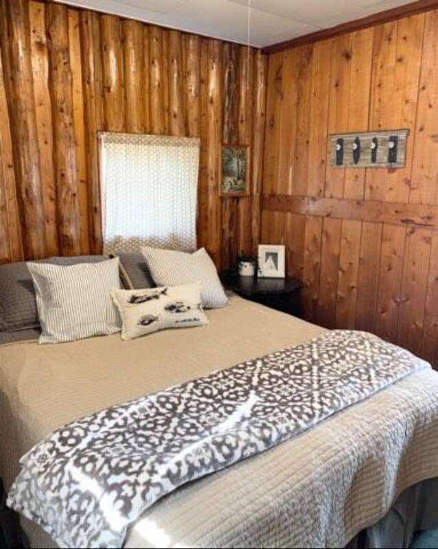 Building Photo - 293 Sumac Ln