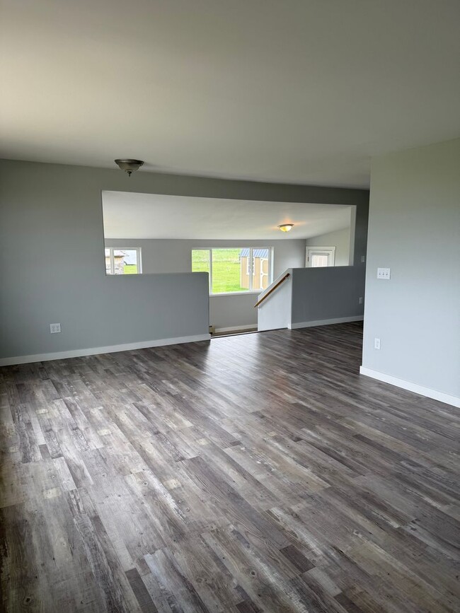 Building Photo - 184 Baileys Way
