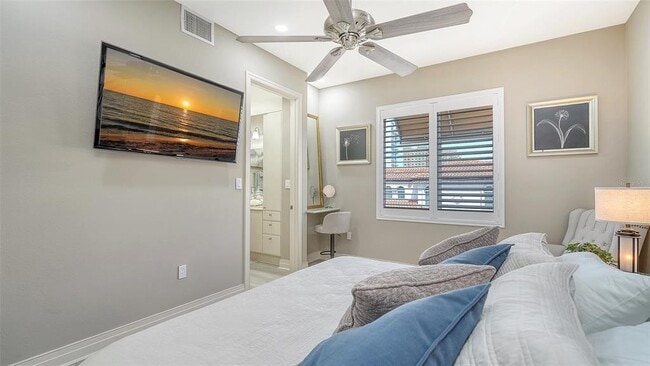 Building Photo - 235 Cocoanut Ave