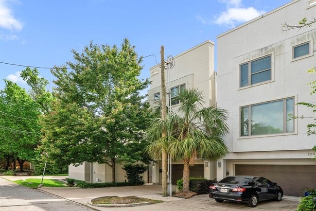 Building Photo - 106 Arnold St
