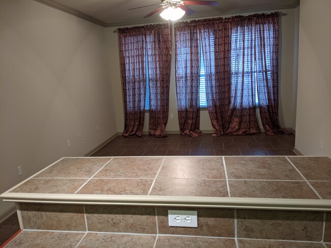 Building Photo - 350 Emerald Forest Blvd
