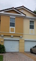Building Photo - 795 Pipers Cay Dr