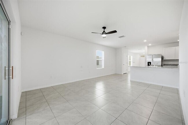 Building Photo - 34118 Jasper Stone Dr