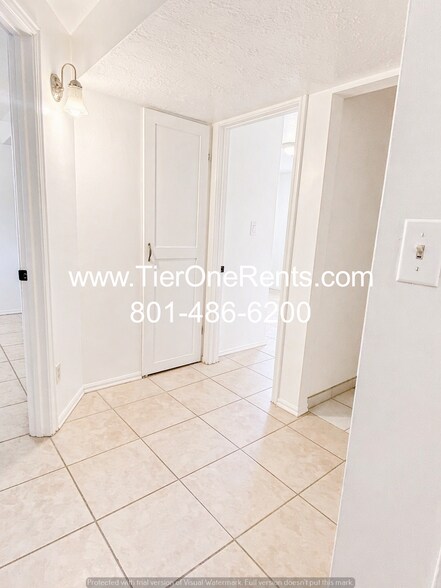 Building Photo - **MOVE IN SPECIAL** $300 off first month's rent
